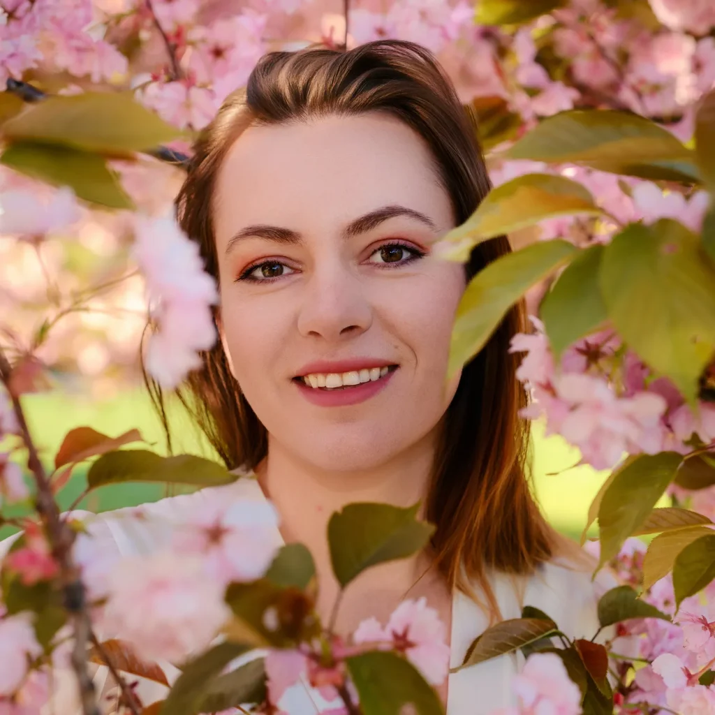 cherry-blossom-marcinkieltyka-portrait-lifestyle-portrait-photographer-outdoor-portrait-11