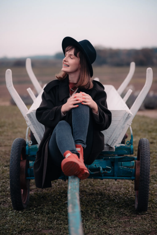ola-dynie-marcinkieltyka-portrait-lifestyle-portrait-photographer-autumn-portrait-01