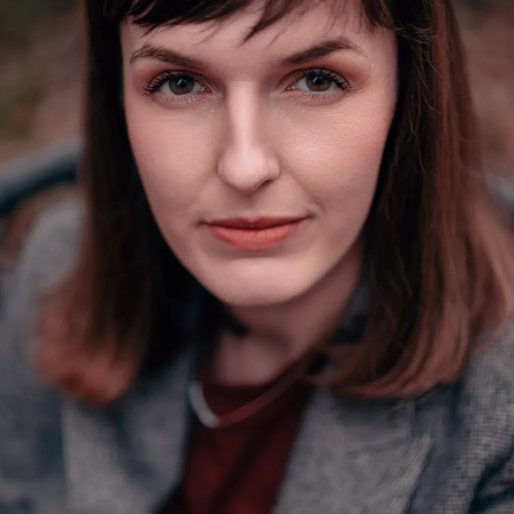 ola-dynie-marcinkieltyka-portrait-lifestyle-portrait-photographer-autumn-portrait-09