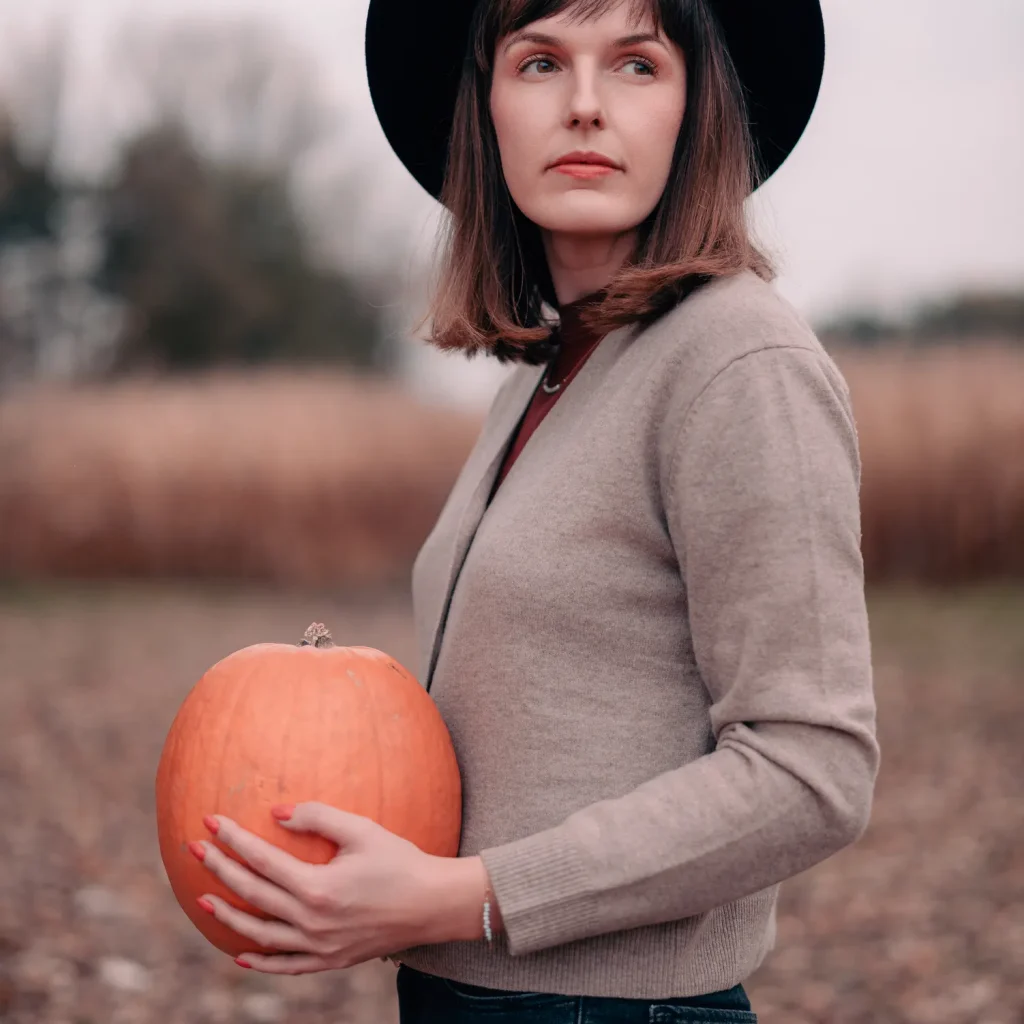 ola-dynie-marcinkieltyka-portrait-lifestyle-portrait-photographer-fall-portrait-12