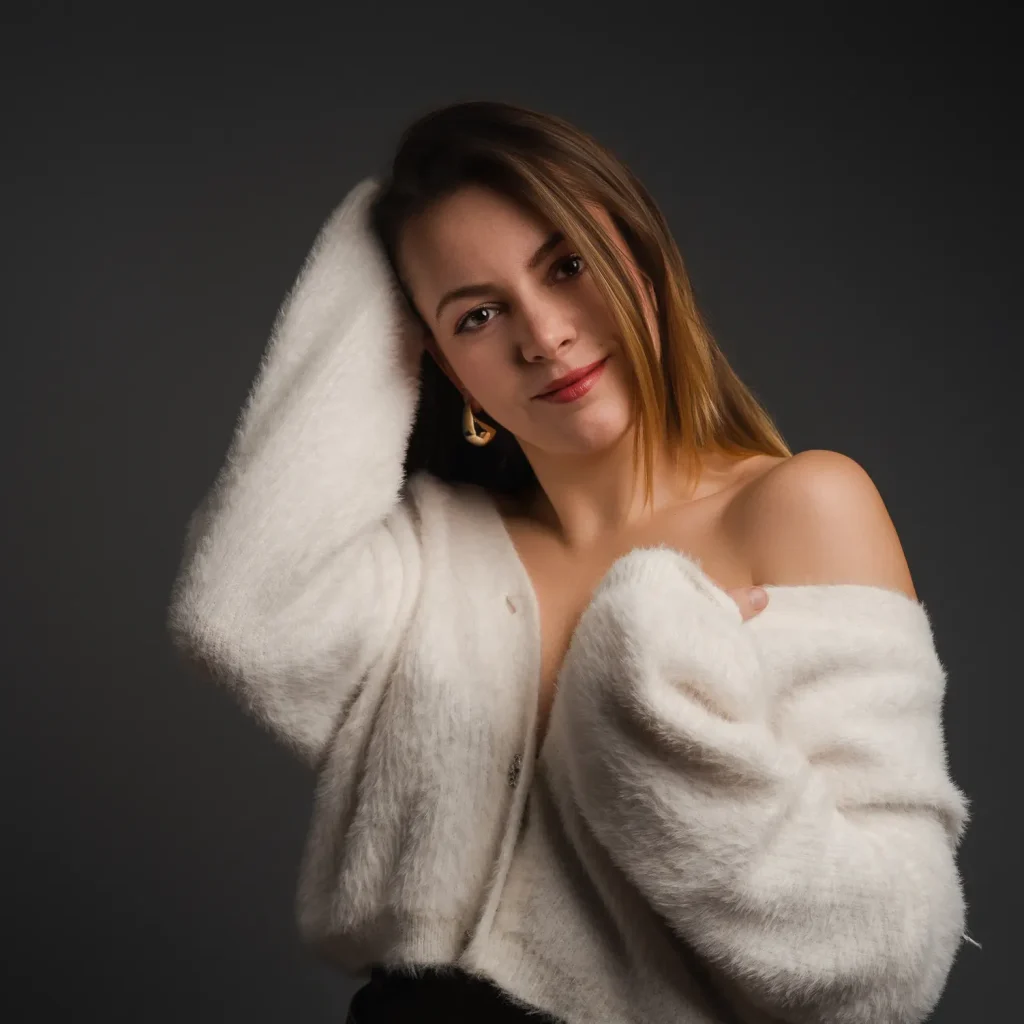 studio-patrycja-marcinkieltyka-portrait-lifestyle-portrait-photographer-model-portrait-07